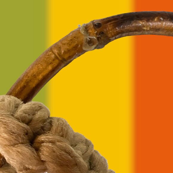 Vintage 70s Macrame Tan Frog Wall Art Decor Hanging Towel Holder Hippy 26x12 - Picture 7 of 11